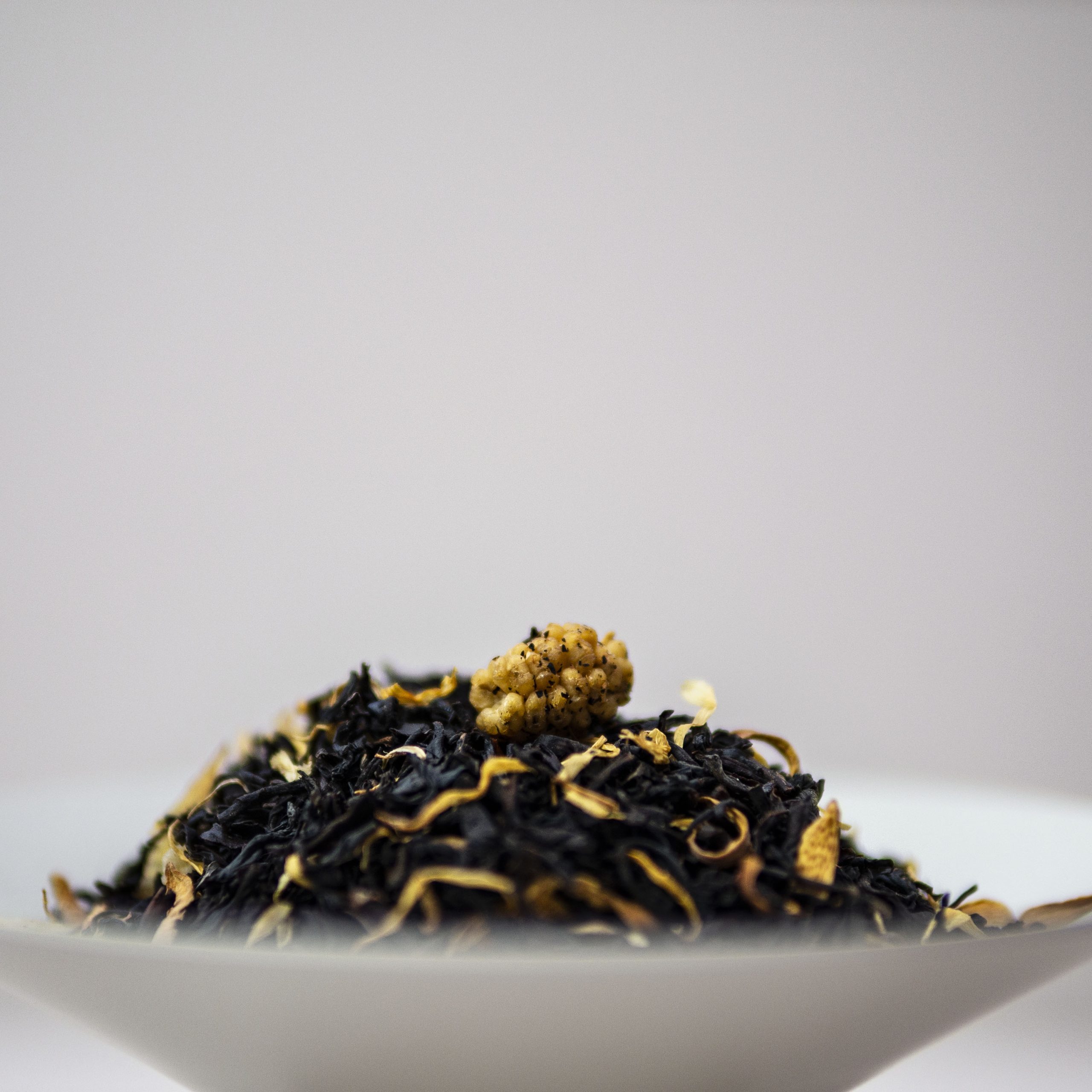 black-mulberry-loose-scaled-1